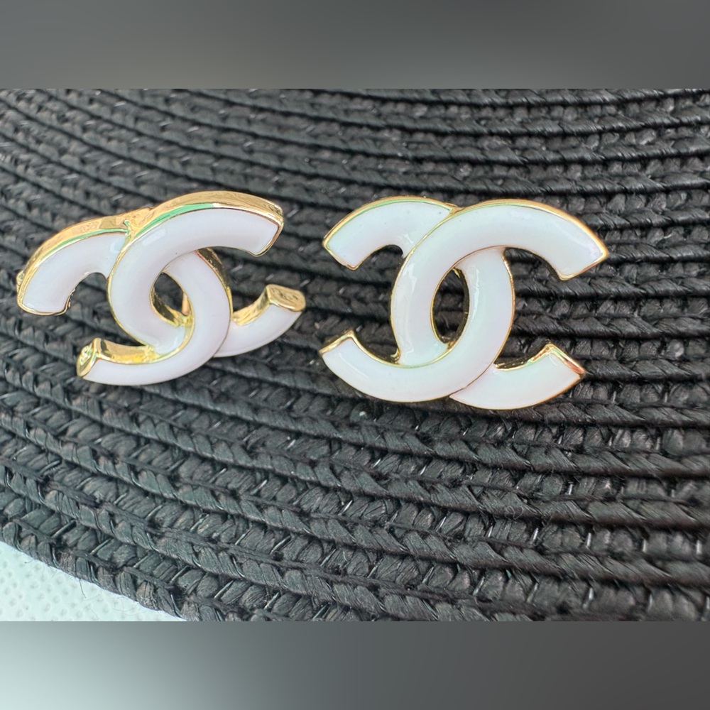 CHANEL Iconic white and Gold Earrings
